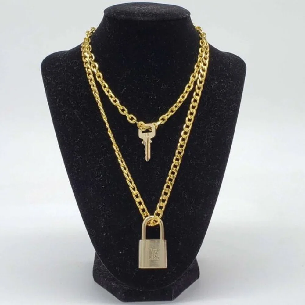 Authentic Louis Vuitton Lock & Key with Unbranded 18k Gold Plated Cuban Chain - Picture 11 of 11
